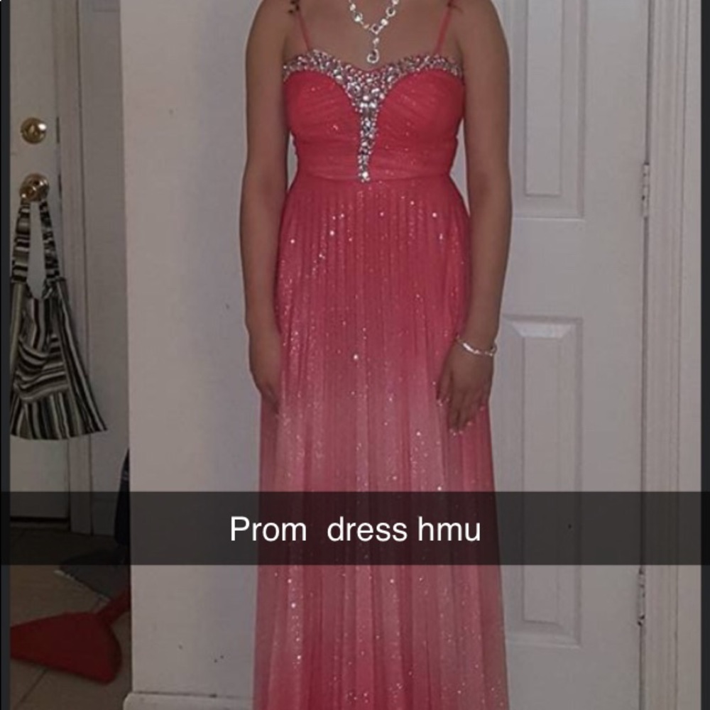 Dress - Picture 2 of 2